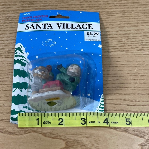 1992 Fabri-Centers of America Christmas Gnome Elf Toy Making Santa Village 26378 - Picture 5 of 6